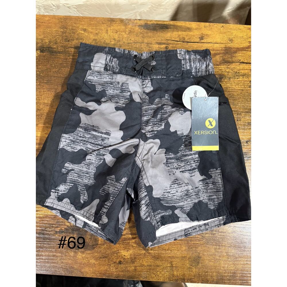 Xersion Kids swimming trunks